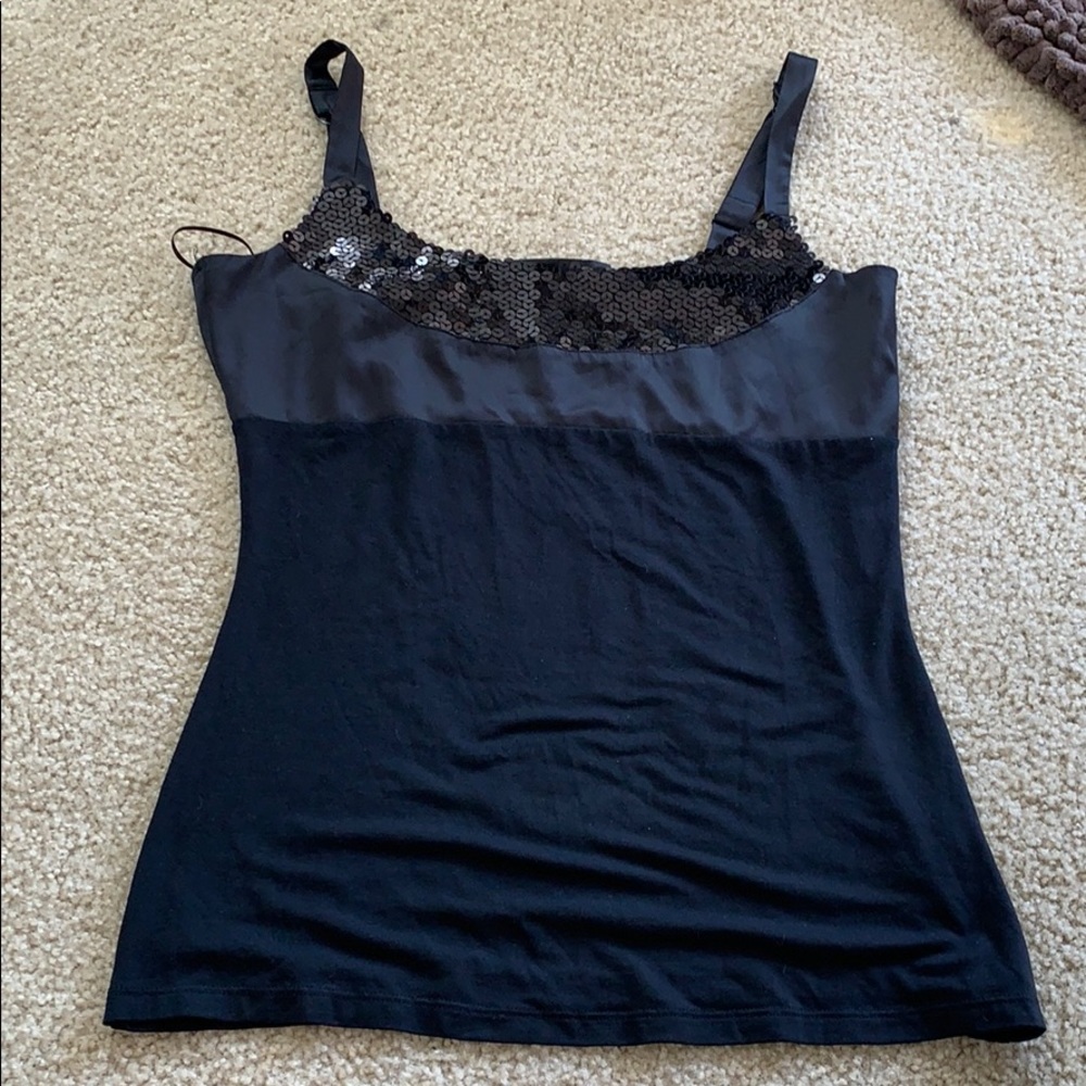 Top sequins